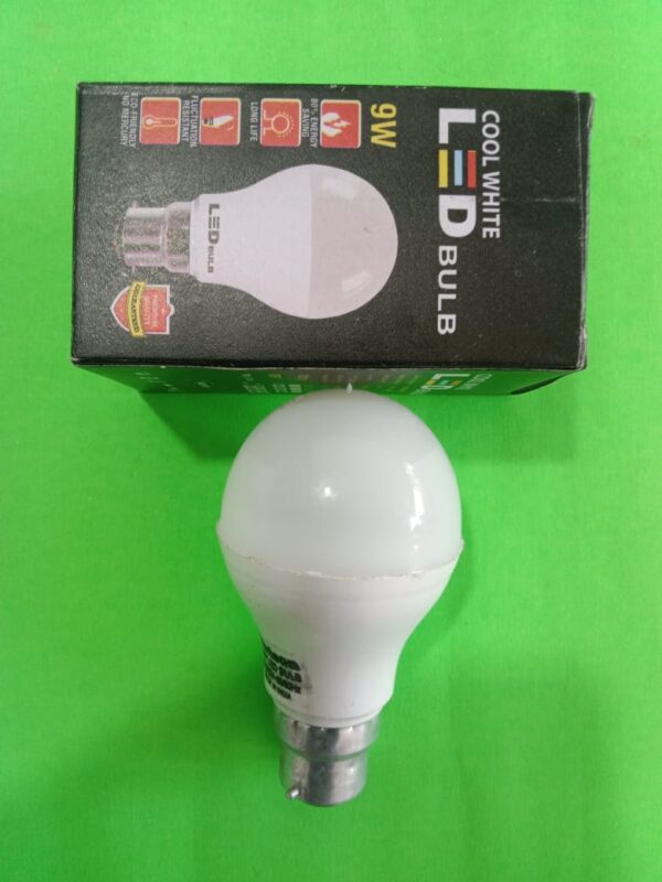7W Cool White LED Bulb - Image 2